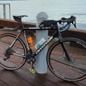 2016 Cannondale CAADX Black and White