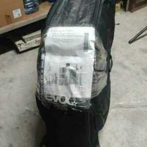 2022 YT M Silver, gray or bare metal