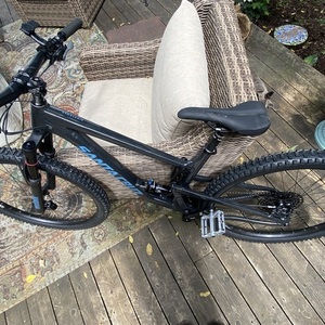 2022 Santa Cruz Hightower Silver, gray or bare metal