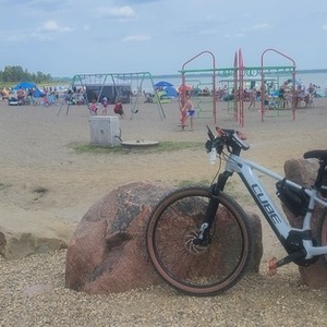 2022 Cube Reaction Pro Silver, gray or bare metal