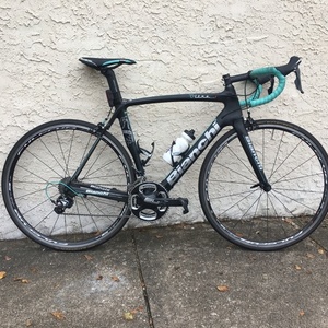 Bianchi Oltre XR1 2016 美品 現地取り引き可能 即購入‪❌ Bianchi‬