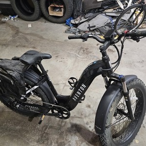 2023 Aventón Aventure 2 medium Black