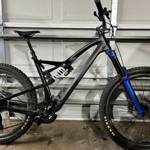 2021 Seraph Frame FM10 Black and Blue