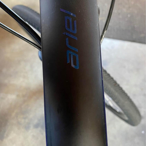 2018 Specialized Ariel Black