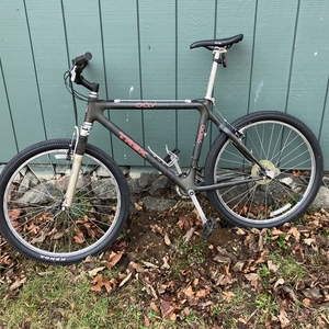 1996 Trek 9800 OCLV Silver, gray or bare metal