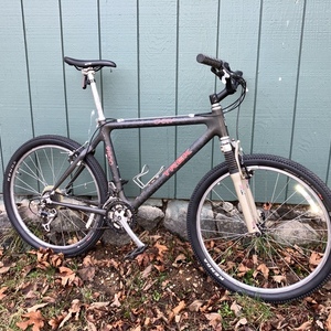 1996 Trek 9800 OCLV Silver, gray or bare metal