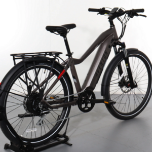 2023 Aventón Level.2 Silver, gray or bare metal