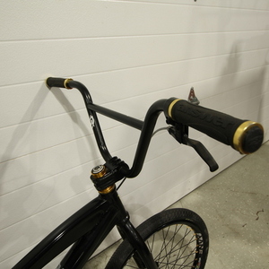 Intense Podium Pro XL Black