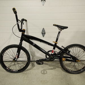 Intense Podium Pro XL Black