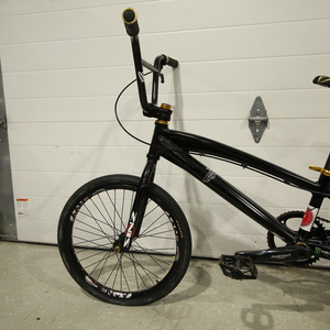 Intense Podium Pro XL Black