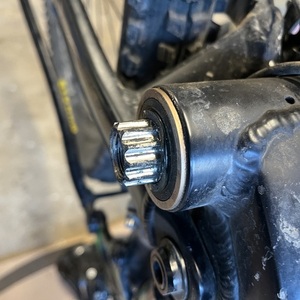 2016 Giant Stance 27.5 Black and Green