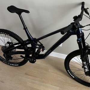 2023 Devinci Spartan Blue