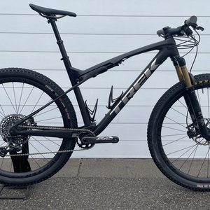 2020 Trek Supercaliber Black and Silver, gray or bare metal