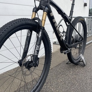 2020 Trek Supercaliber Black and Silver, gray or bare metal