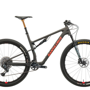 2023 Santa Cruz Blur CC Black