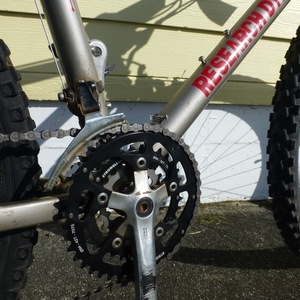 Research Dynamics Coyote Silver, gray or bare metal