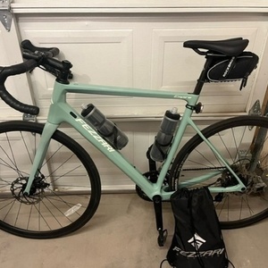 2022 Fezzari Empire Teal