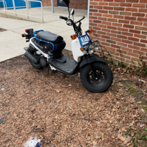 2022 Honda Ruckus e-skateboard (e-unicycle, personal mobility device, etc) White and Blue