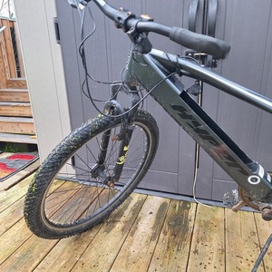 Hyper Shamano Black and Green