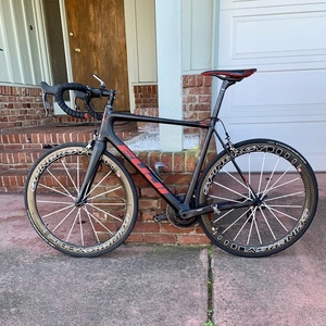 2020 Fuji SL 1.1 Black and Red