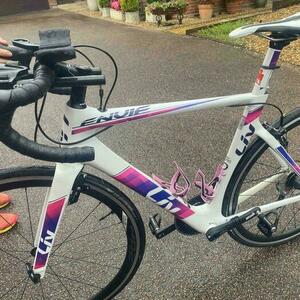 2018 Giant Small White