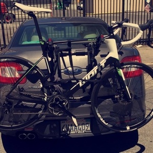 2016 Giant Pro Advanced - Full Carbon White and Blue