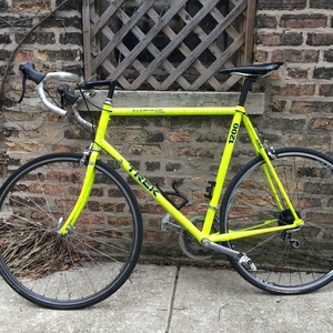 Trek 1200 Yellow or Gold