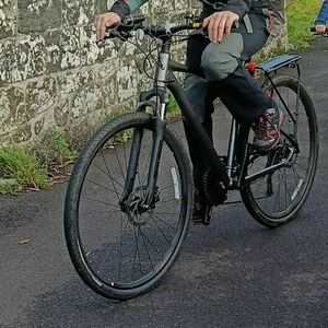 2022 Giant Roam 2 Disk Silver, gray or bare metal