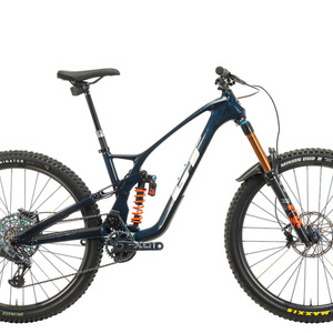 2022 GT Bicycles Force Carbon Blue