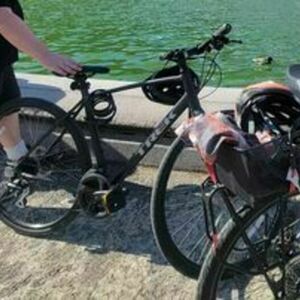 2020 Trek FX 2 DISC Black