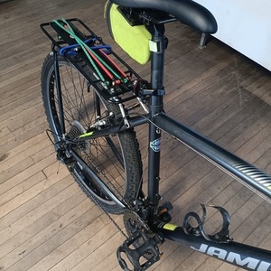 Jamis Trail XR Silver, gray or bare metal