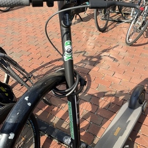 2023 Segway Ninebot Max G30 e-scooter Silver, gray or bare metal