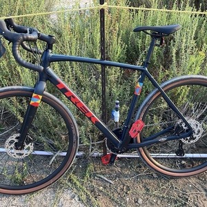 2022 Trek Checkpoint Blue
