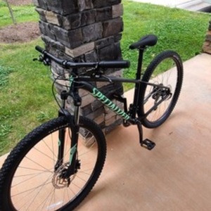 2023 Specialized Rockhopper sport Green