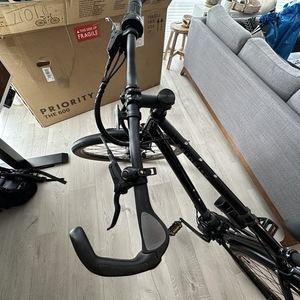 Priority Bicycles 600 Black