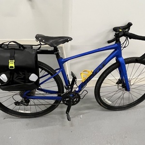 2022 Giant Revolt 2 Blue