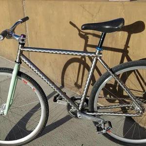 2017 Eric Barr Ground up @groundupspeedshop Fixed gear singlespeed Silver or Gray