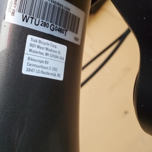 2024 Trek Top Fuel 8 XT Silver, gray or bare metal