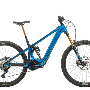 2023 Pivot Shuttle LT Blue