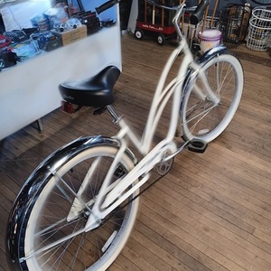 Electra Step-Through Coaster White