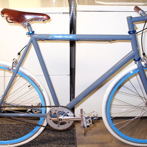 2011 Raleigh Rush Hour Silver or Gray and Blue