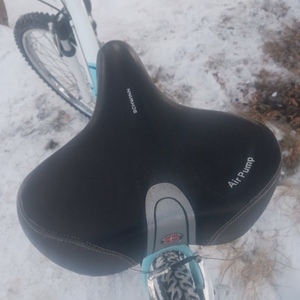 Raleigh PEAK Teal and White