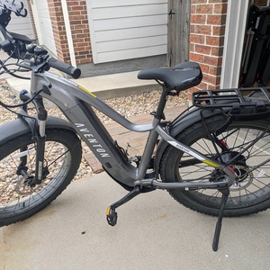 2024 Aventón Aventure 2 Silver, gray or bare metal