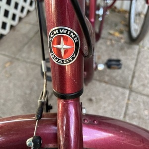Schwinn Meridian Red