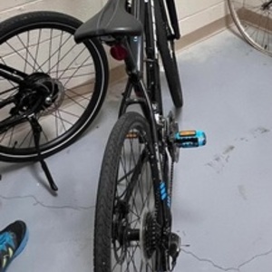 Trek 8.3 DS Black and Blue