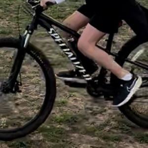 2024 Specialized 27.5 Black