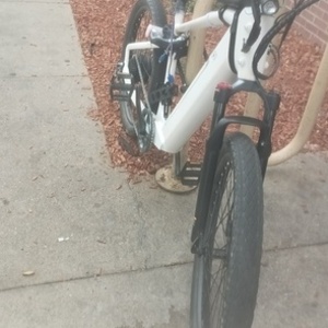 2023 Velotric Discover 1 White and Yellow or Gold