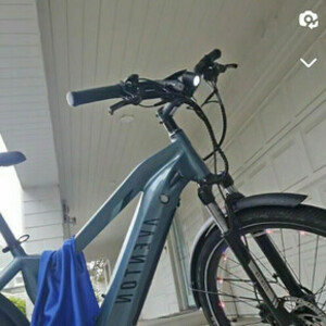 2023 Aventón Level 2 Blue