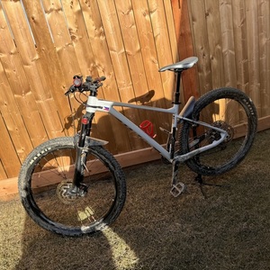 2021 Giant Fathom 2 Silver, gray or bare metal