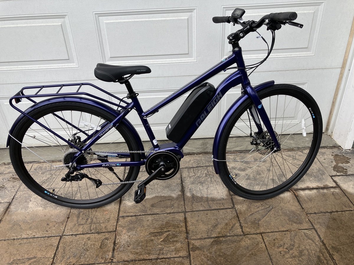 2024-raleigh-road-bike